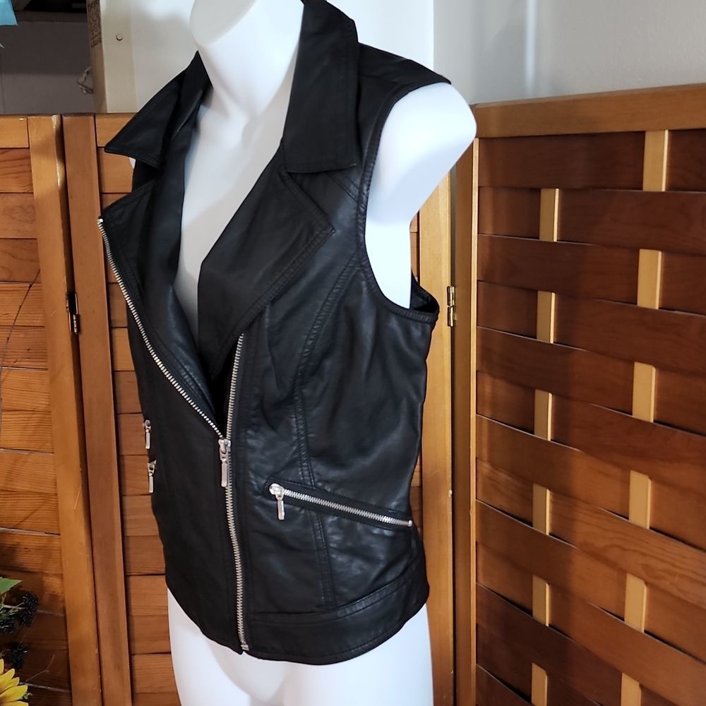 Maurices brand black pleather vest - Picture 3 of 8